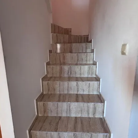 Maisonette On The Slope In Manastir 3 Апартаменты *